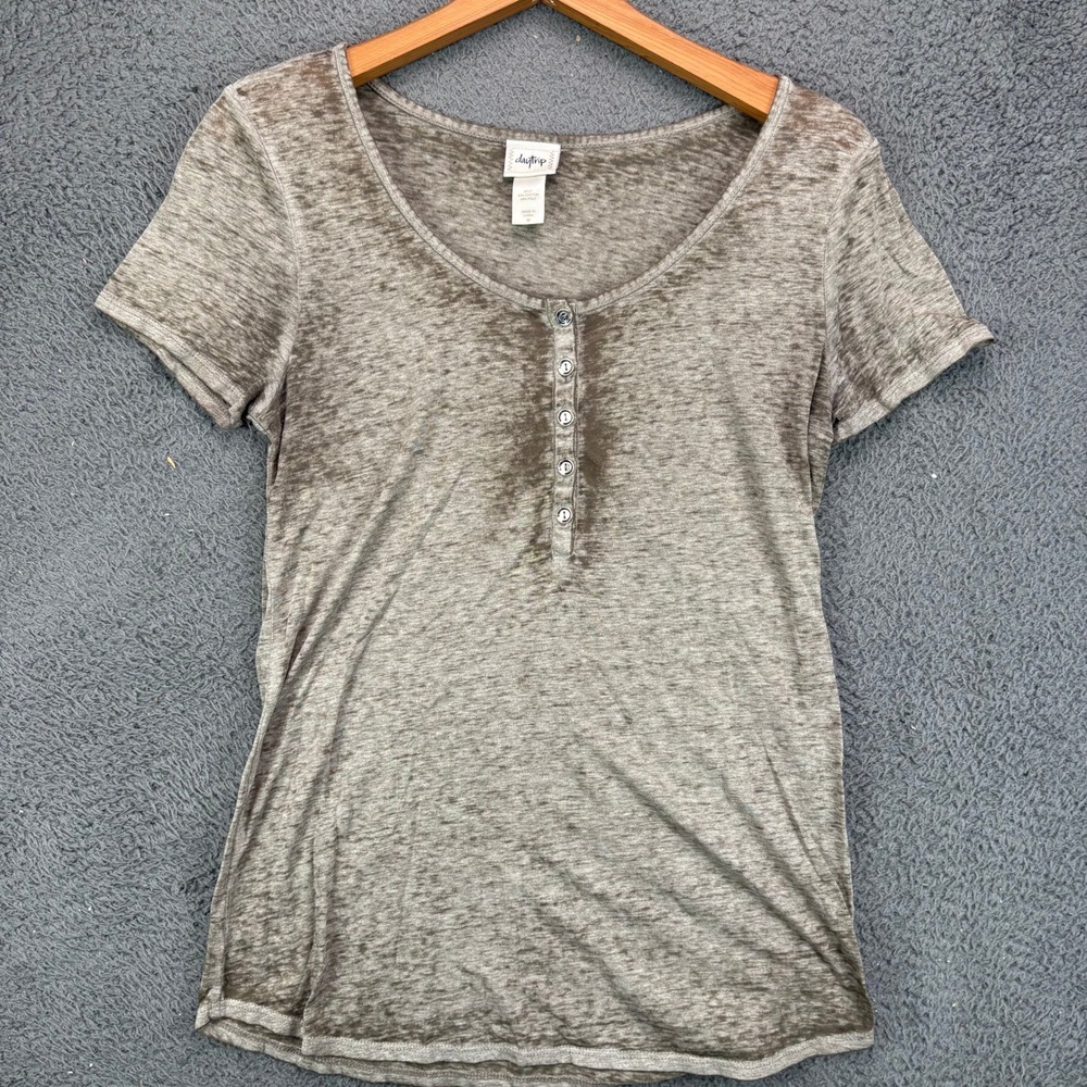 Daytrip Womens Brown‎ Burnout Short Sleeve Henley T-Shirt Size M Emo Grunge Y2k